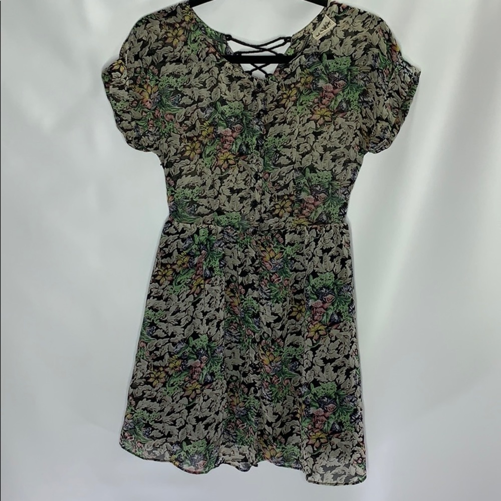Nom De Plume By Ya Ya Women floral Casual Dress XS